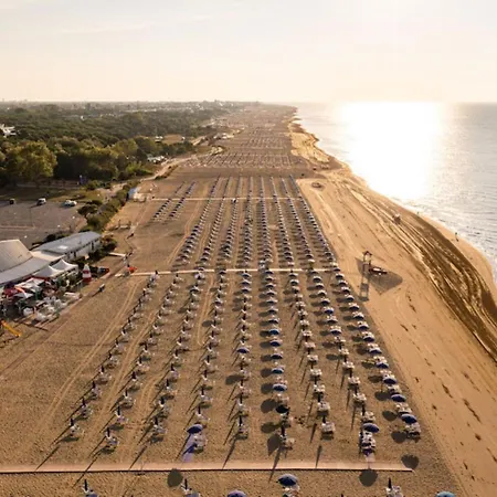 Spacious With Sea View And Large Terrace *