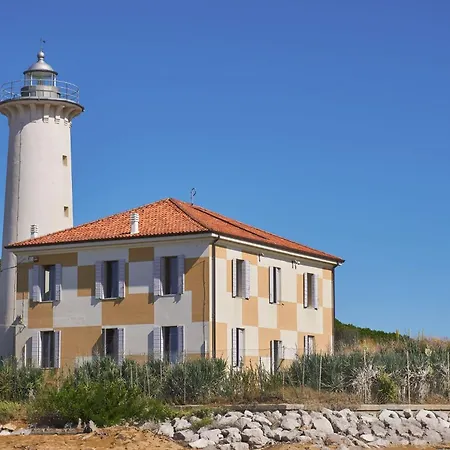 Beachfront Apartment With Terrace And Shared Pool * Bibione