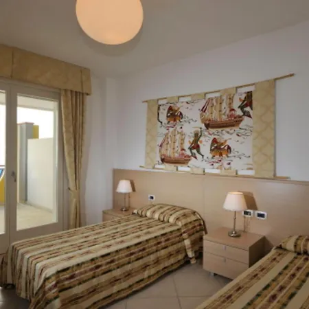 Apartment Beachfront Apartment With Terrace And Shared Pool