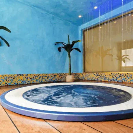Beachfront With Terrace And Shared Pool Bibione