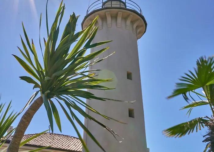 Spacious With Sea View And Large Terrace 비비오네